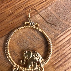 Lilly Pulitzer Jewelry - Lilly Pulitzer Elephant Hoop earrings Lilly Pulitzer Jewelry - Lilly Pulitzer Elephant Hoop earrings